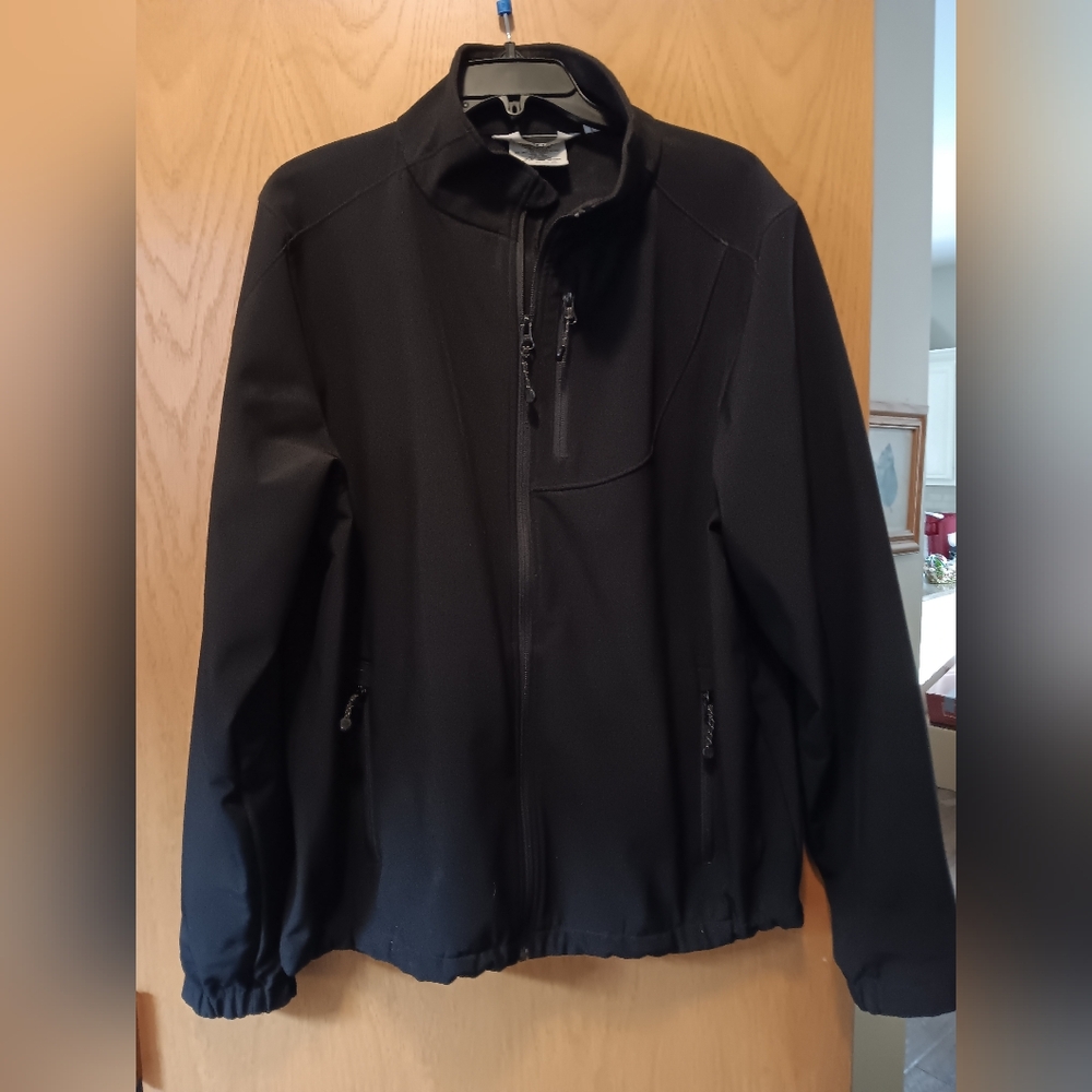 Mens Size Large, Black Diamond Black Windbreaker